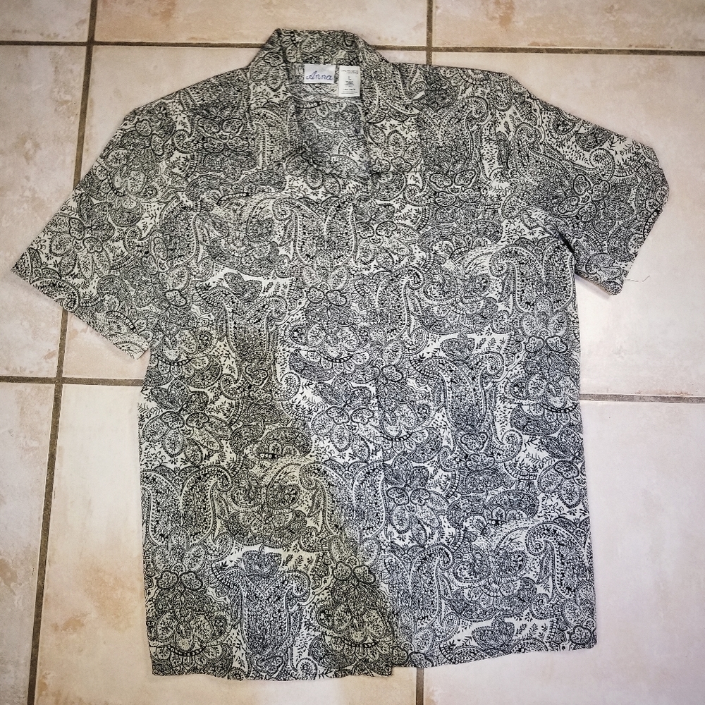 Black & White Paisley Vintage Button Up